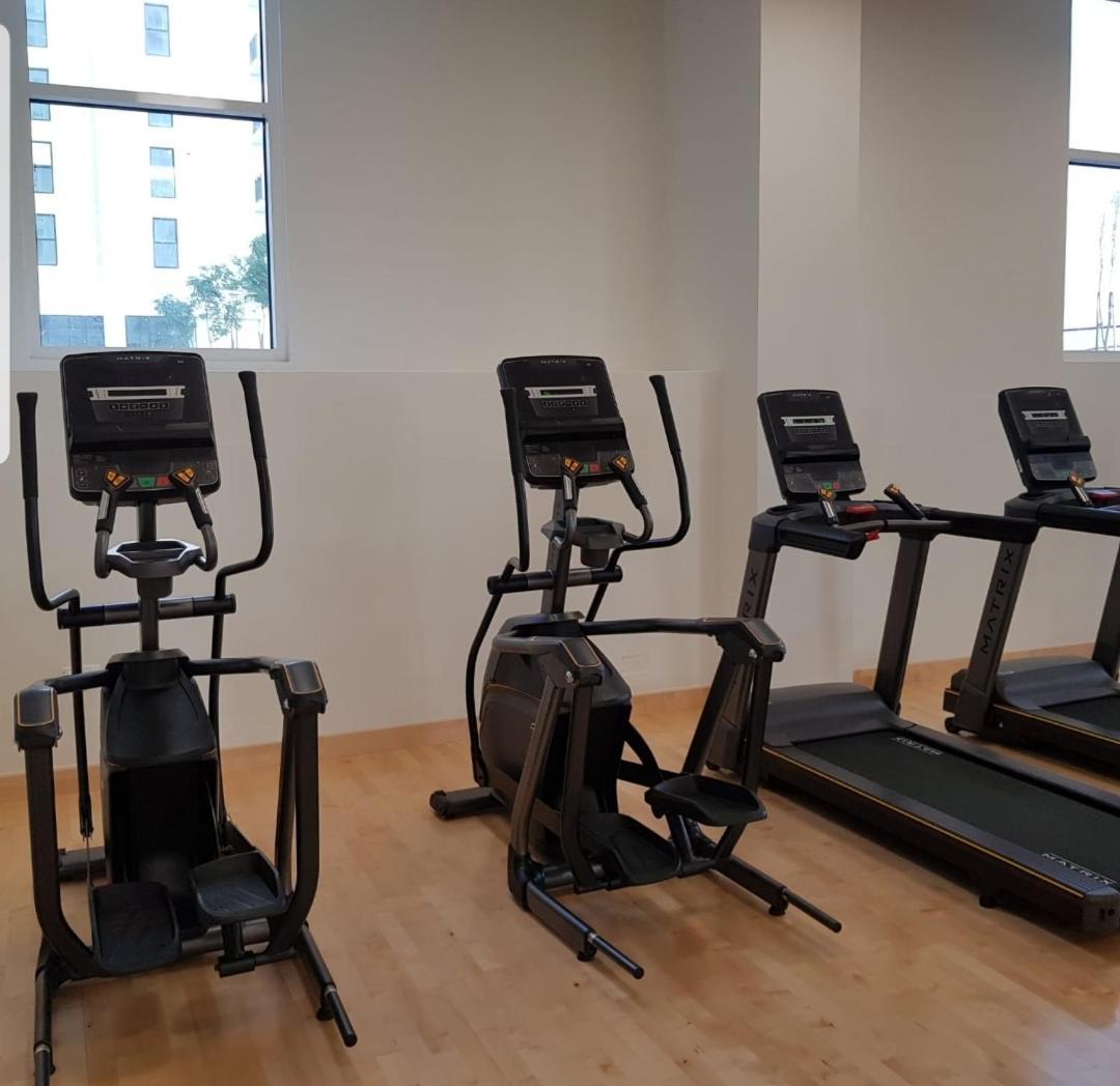 1Br Apartment In Yas Island Close To Theme Parks And Formula 1